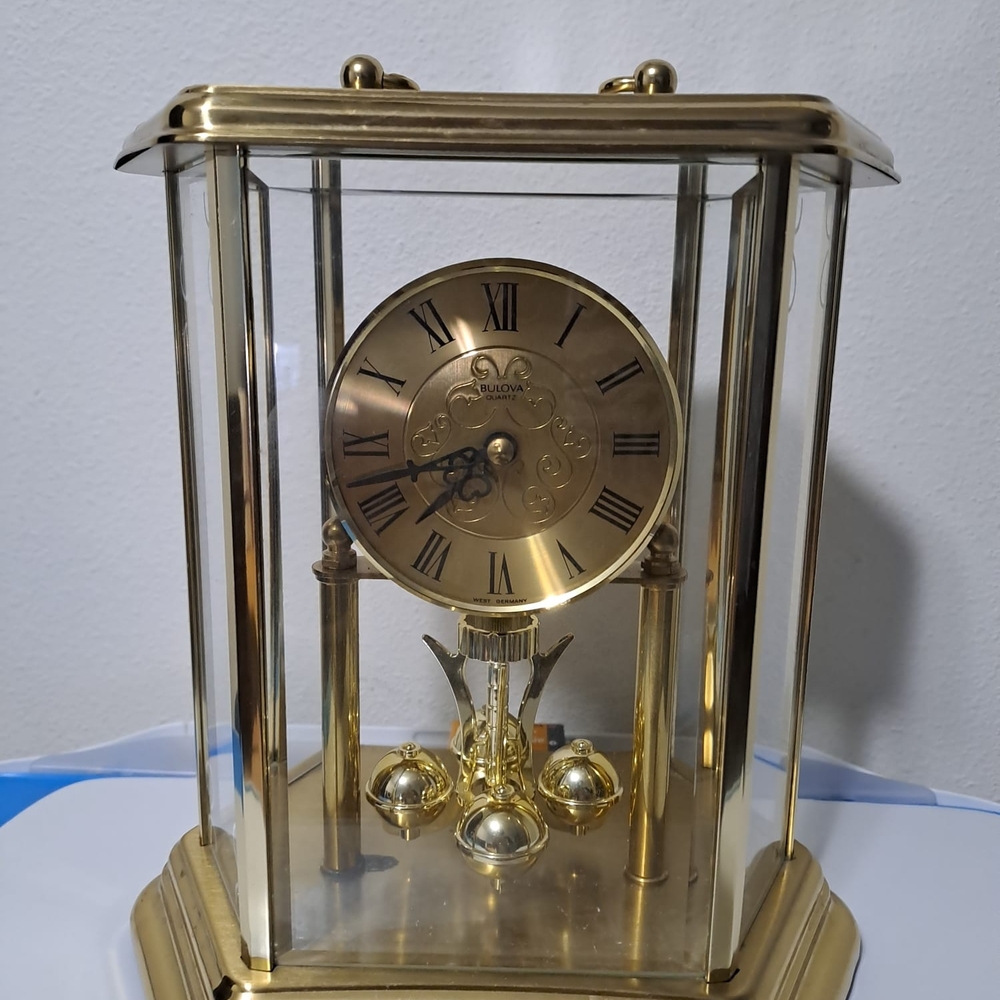 Bulova Gold Quartz Clock Sales Person Of The Year 1990